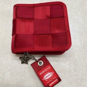 Harveys Seatbelt mini zipper red wallet